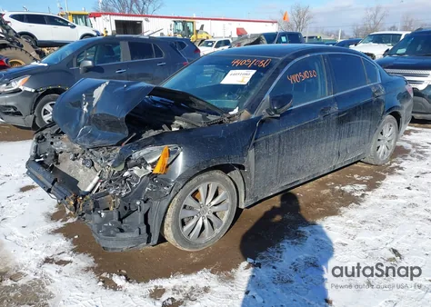2011 Honda Accord 2.4 Ex from USA, damaged, VIN 1HGCP2F70BA027299